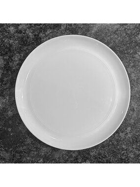 CRATE & BARREL Aaron Probyn Hue Large Platter Bright white Porcelain LIKE NEW